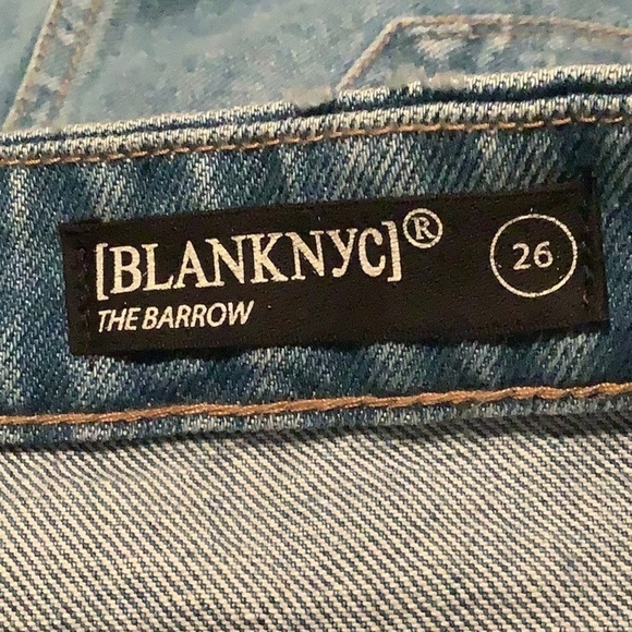 BLANK NYC The Barrow Vintage High Rise Short - Picture 5 of 5